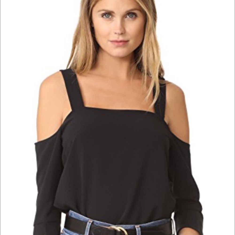 Cooper and Ella Cold Shoulder Top. Pristine Condition. Size XS - Picture 3 of 3